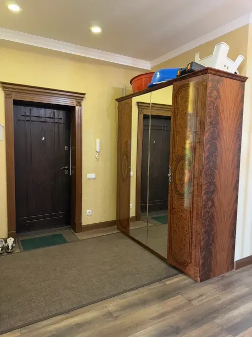 3 комнаты, 135 м², Элитка, 8 этаж, Евроремонт Bishkek - photo 2