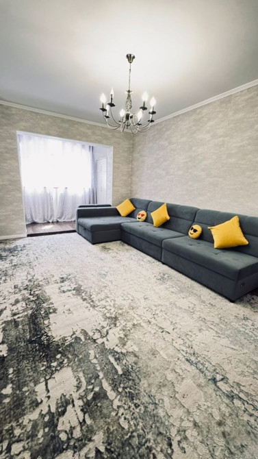 1 комната, 48 м², 106 серия, 9 этаж, Евроремонт Bishkek - photo 1