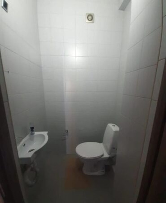 2 комнаты, 75 м², Элитка, 11 этаж, Дизайнерский ремонт Бишкек - изображение 7