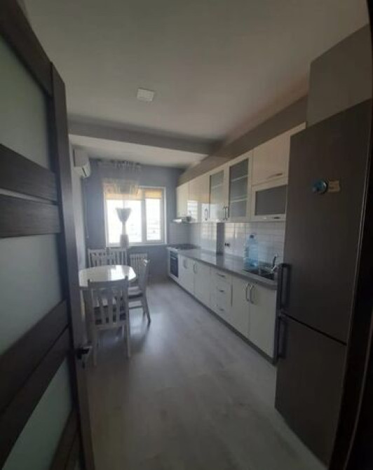 2 комнаты, 75 м², Элитка, 11 этаж, Дизайнерский ремонт Бишкек - изображение 4