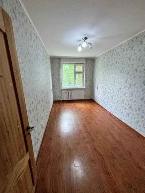 3 комнаты, 58 м², 104 серия, 2 этаж, Косметический ремонт Бишкек - изображение 1