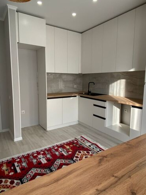 2 комнаты, 54 м², Элитка, 8 этаж, Дизайнерский ремонт Бишкек - изображение 3