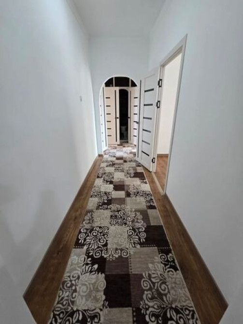 3 комнаты, 92 м², Индивидуалка, 2 этаж, Евроремонт Бишкек - изображение 6