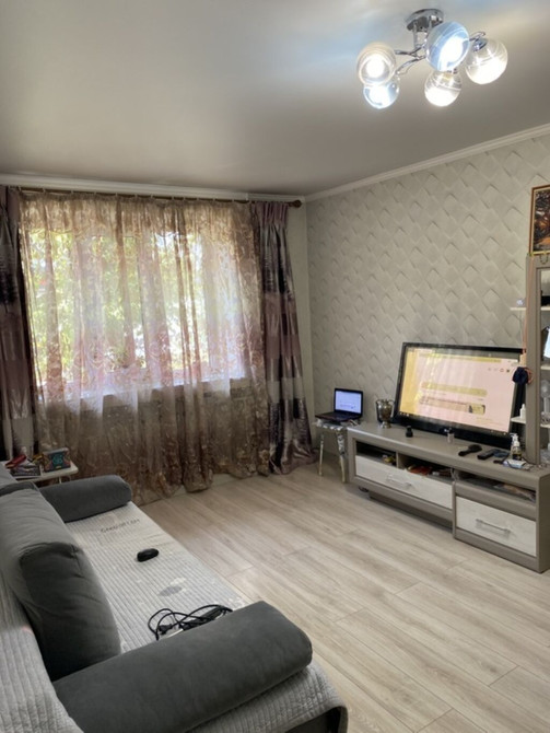 1 комната, 32 м², Индивидуалка, 1 этаж, Евроремонт Бишкек - изображение 1