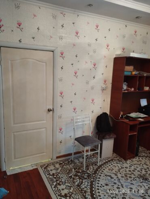 1 комната, 35 м², Малосемейка, 2 этаж, Старый ремонт Бишкек - изображение 1