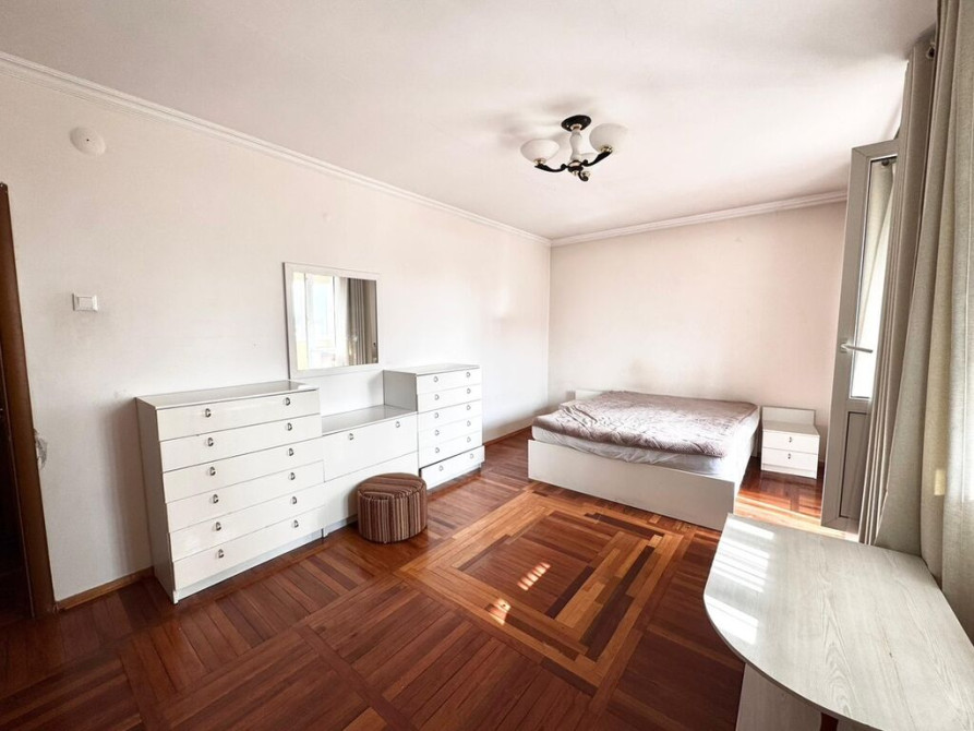 4 комнаты, 103 м², 105 серия, 4 этаж, Евроремонт Бишкек - изображение 1