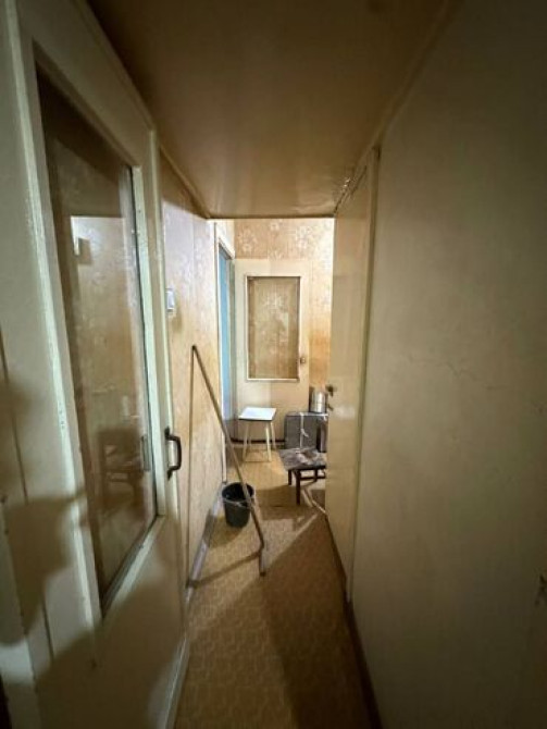 2 комнаты, 47 м², 104 серия, 1 этаж, Старый ремонт Бишкек - изображение 2