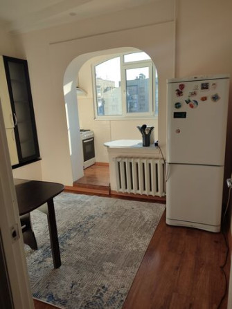 1 комната, 43 м², 106 серия, 8 этаж, Евроремонт Бишкек - изображение 1