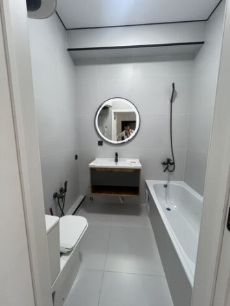 1 комната, 41 м², Элитка, 13 этаж, Дизайнерский ремонт Бишкек - сүрөт 5