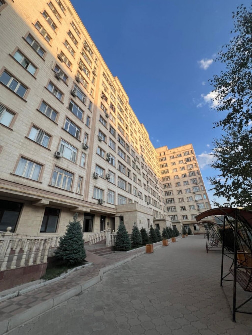 3 комнаты, 100 м², Элитка, 6 этаж, Косметический ремонт Бишкек - изображение 1