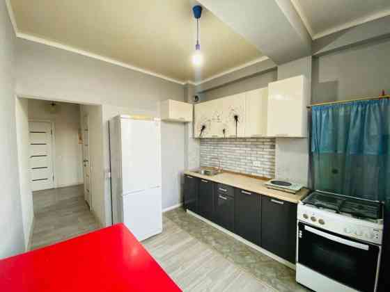 2 комнаты, 56 м², Индивидуалка, 3 этаж, Косметический ремонт Бишкек