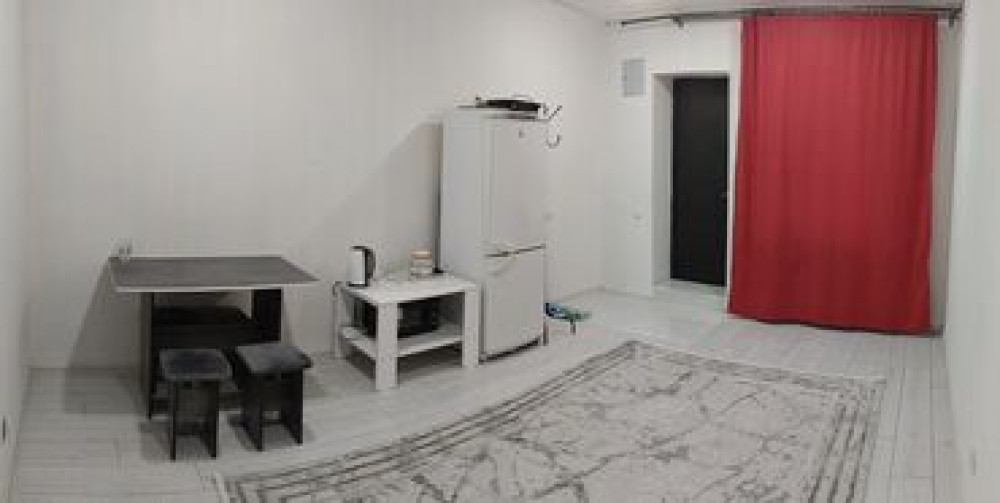 Ахунбаева/Алматинка, wi-fi, интернет ТВ, нулевой этаж, стоянка ночь Bishkek - photo 2