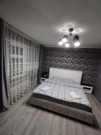 1 комната, Постельное белье, Душевая кабина, Бронь Бишкек - сүрөт 5