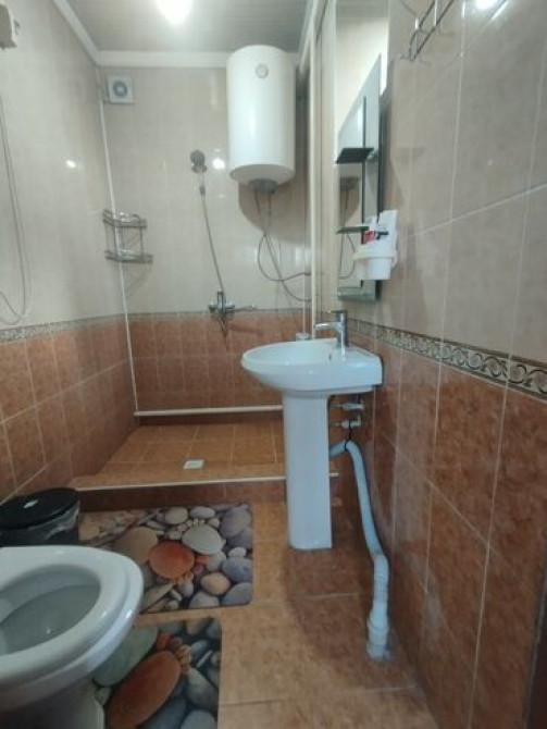 1 комната, Круглосуточное заселение, Парковка, Постельное белье Bishkek - photo 3