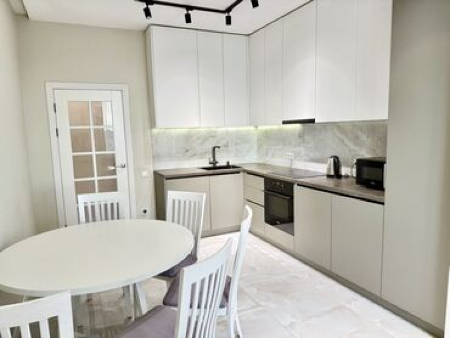 2 комнаты, Банные принадлежности, Бронь, Бытовая техника Bishkek - photo 4