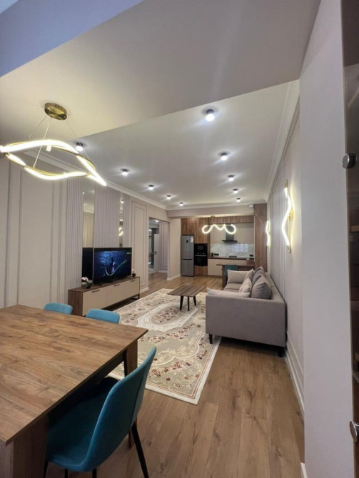 2 комнаты, Домофон, Круглосуточное заселение, Парковка Bishkek - photo 1