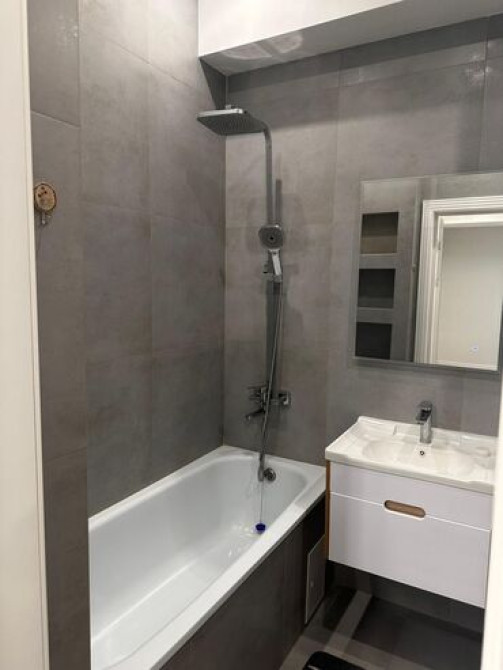 2 комнаты, Кондиционер, Круглосуточное заселение, Бронь Bishkek - photo 3