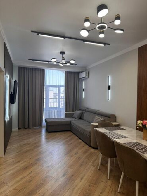 2 комнаты, Кондиционер, Круглосуточное заселение, Бронь Bishkek - photo 1