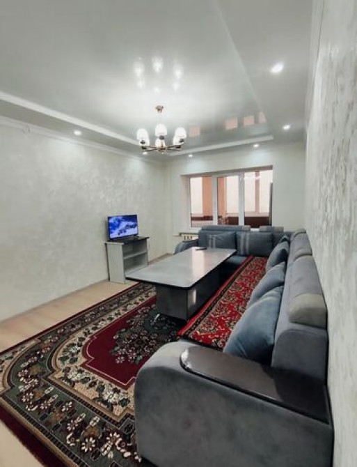 2 комнаты, Бытовая техника, Домофон, Интернет, Wi-Fi Bishkek - photo 1