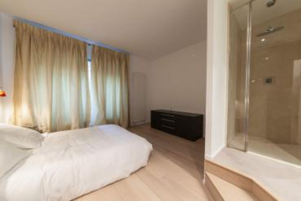 3 комнаты, Душевая кабина, Бронь, Бытовая техника Bishkek - photo 2