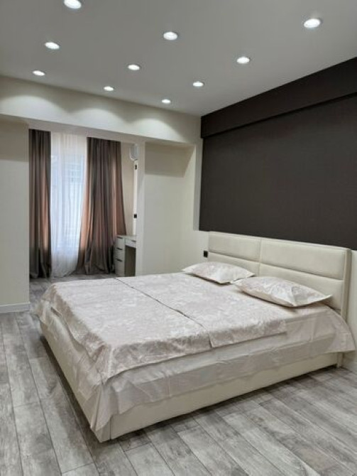 3 комнаты, Бронь, Бытовая техника, Домофон Bishkek - photo 1