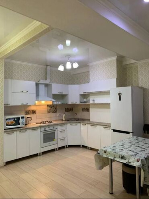 3 комнаты, Бронь, Круглосуточное заселение, Кондиционер Бишкек - сүрөт 5