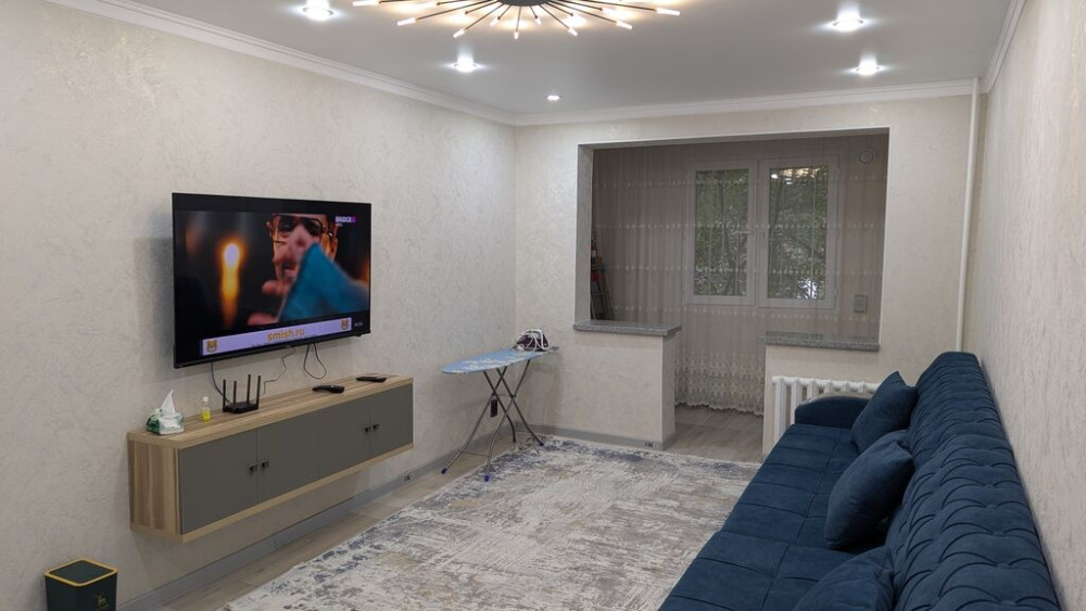 3 комнаты, Бытовая техника, Интернет, Wi-Fi, Банные принадлежности Бишкек - изображение 1