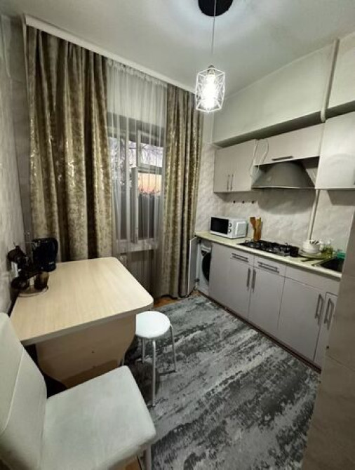 3 комнаты, Банные принадлежности, Домофон, Кондиционер Бишкек - изображение 1