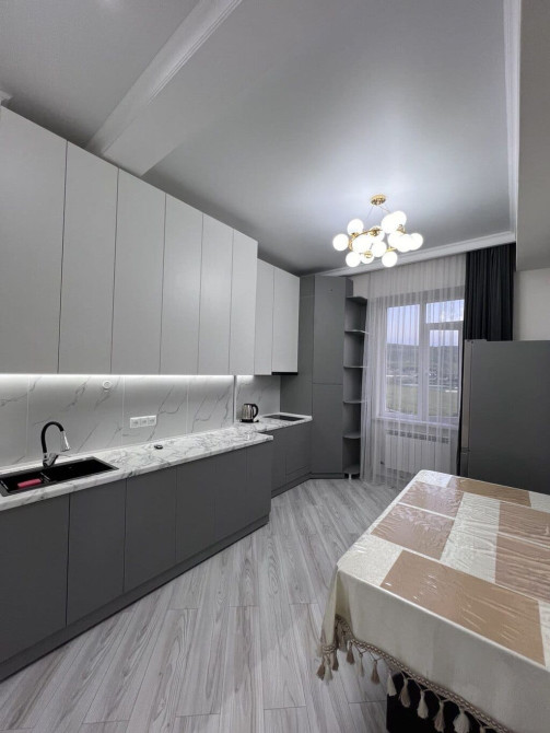 3 комнаты, Банные принадлежности, Бронь, Бытовая техника Бишкек - сүрөт 1