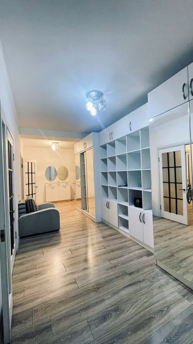 3 комнаты, Банные принадлежности, Бытовая техника, Домофон Бишкек - сүрөт 1