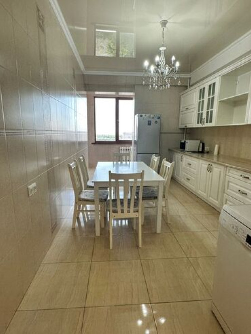 4 комнаты, Бытовая техника, Домофон, Душевая кабина Бишкек - изображение 4