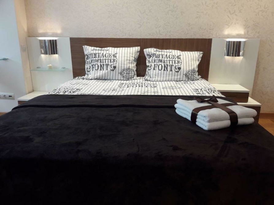 3 комнаты, Душевая кабина, Постельное белье, Кондиционер Бишкек - сүрөт 1