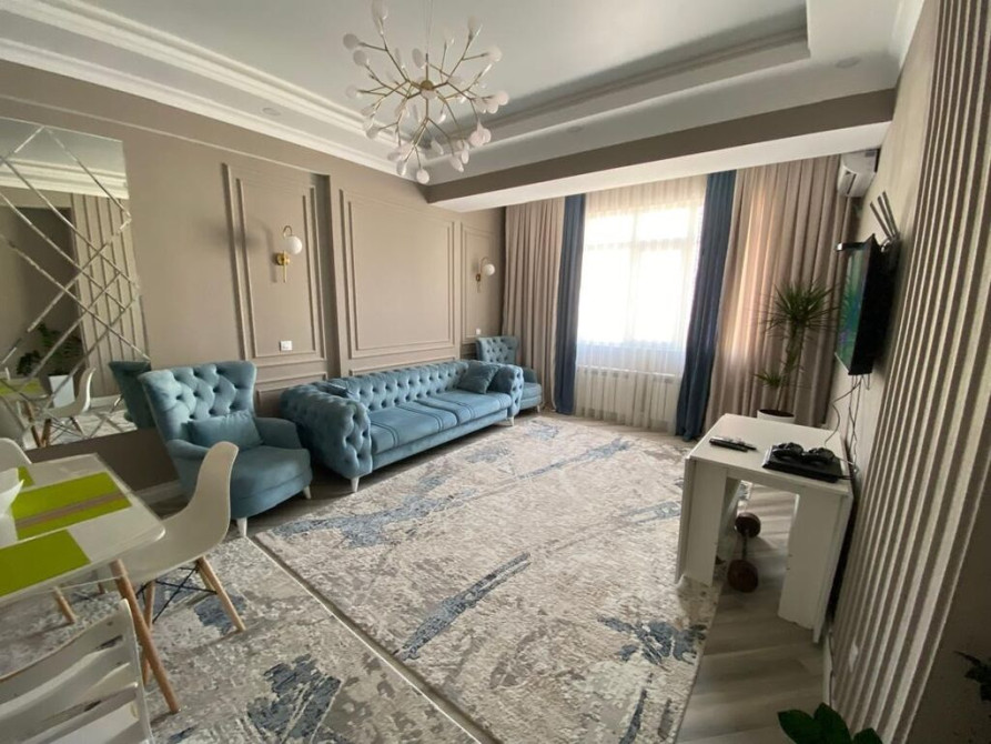 3 комнаты, Кондиционер, Душевая кабина, Интернет, Wi-Fi Бишкек - сүрөт 1