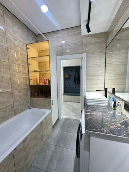 3 комнаты, Бронь, Бытовая техника, Домофон Бишкек - изображение 5