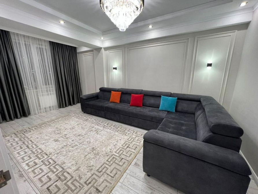 3 комнаты, Бронь, Бытовая техника, Домофон Бишкек - сүрөт 1