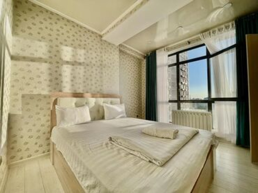 3 комнаты, Бронь, Круглосуточное заселение, Кондиционер Бишкек - сүрөт 1