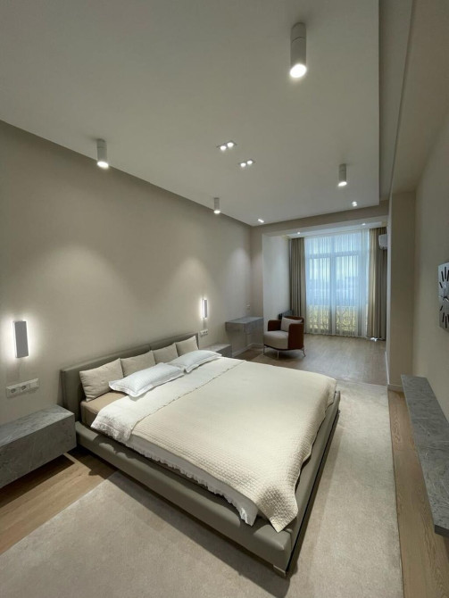 3 комнаты, Бронь, Бытовая техника, Домофон Бишкек - сүрөт 1