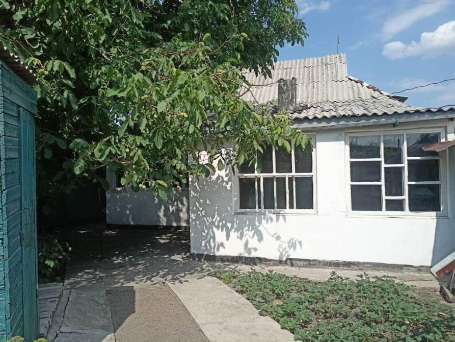 Дом, 45 м², 3 комнаты, Агентство недвижимости, Косметический ремонт Бишкек - сүрөт 1