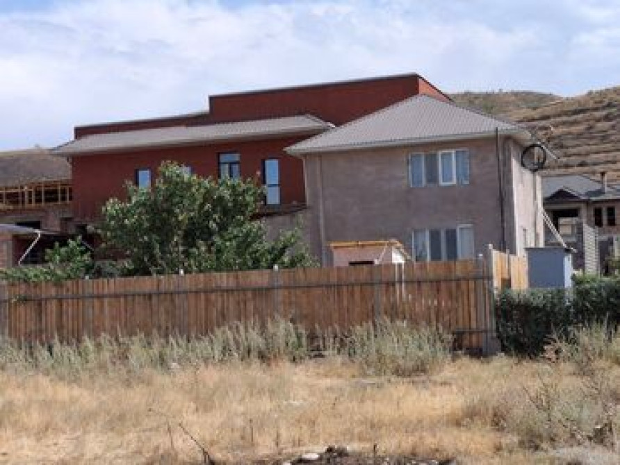 Дом, 80 м², 3 комнаты, Собственник Bishkek - photo 2