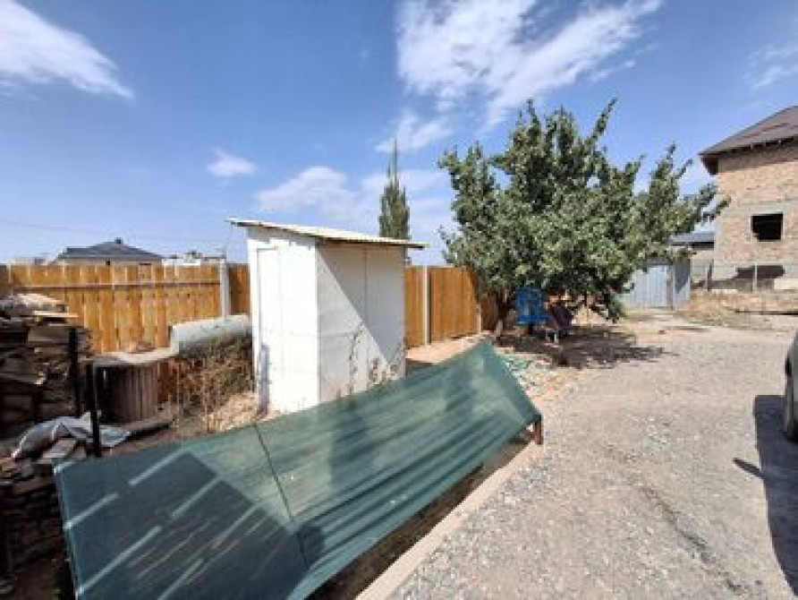 Дом, 80 м², 3 комнаты, Собственник Bishkek - photo 4