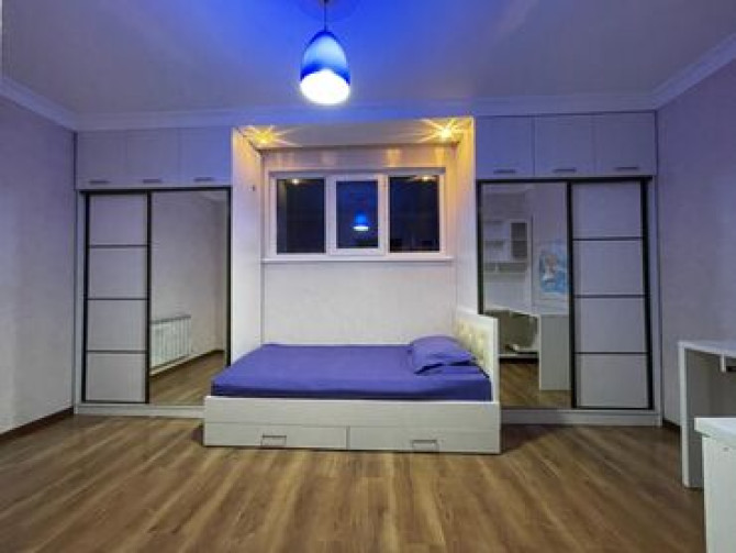 Дом, 200 м², 3 комнаты, Агентство недвижимости, Евроремонт Бишкек - сүрөт 3