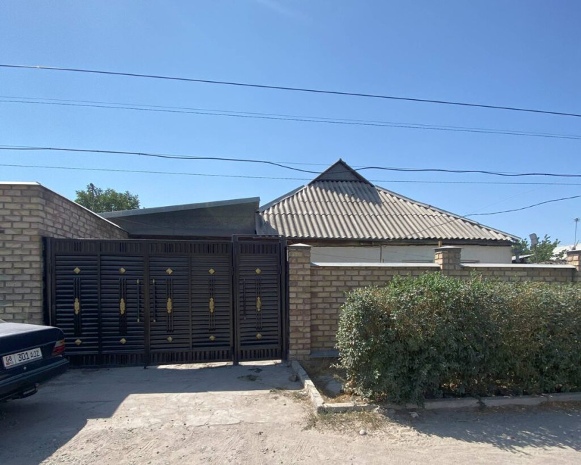 Дом, 80 м², 3 комнаты, Агентство недвижимости, Евроремонт Bishkek - photo 1