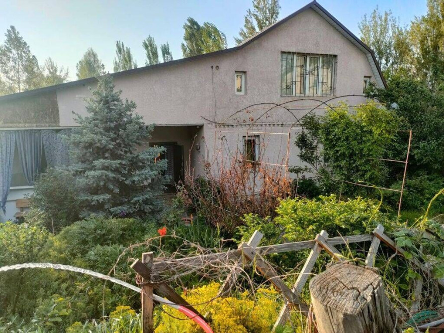 Дом, 100 м², 3 комнаты, Агентство недвижимости Бишкек - сүрөт 1