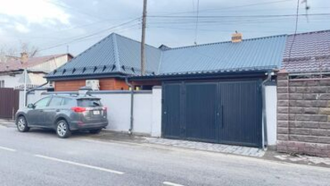 Дом, 160 м², 3 комнаты, Агентство недвижимости, Евроремонт Бишкек - сүрөт 1