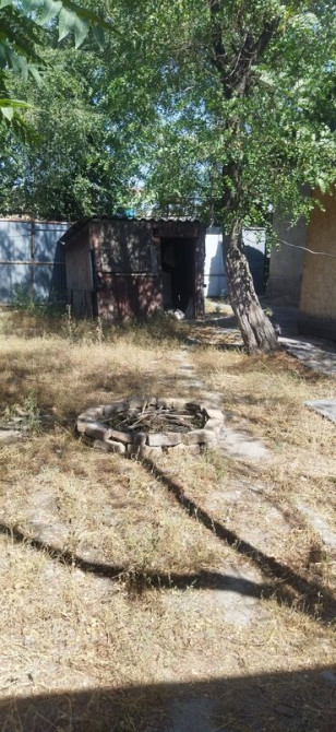 Полдома, 44 м², 3 комнаты, Риэлтор, Старый ремонт Bishkek - photo 5