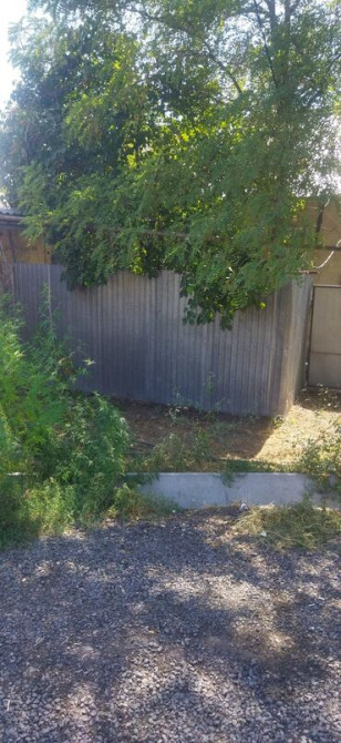 Полдома, 44 м², 3 комнаты, Риэлтор, Старый ремонт Bishkek - photo 2