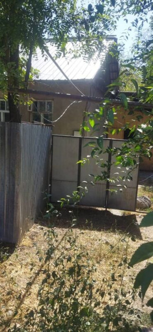 Полдома, 42 м², 3 комнаты, Риэлтор, Косметический ремонт Бишкек - сүрөт 7