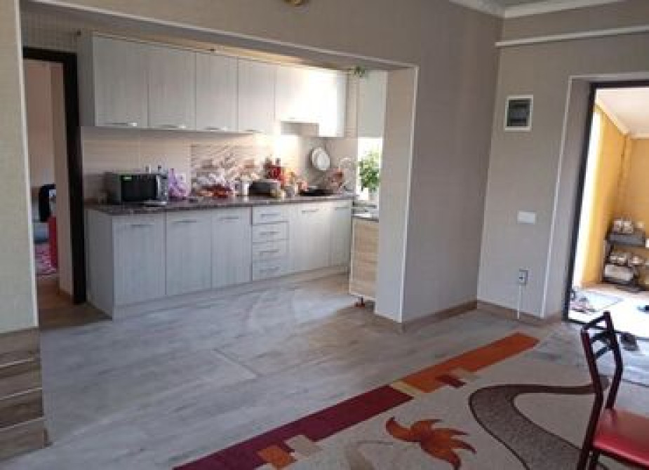 Дом, 82 м², 3 комнаты, Агентство недвижимости, Старый ремонт Bishkek - photo 4