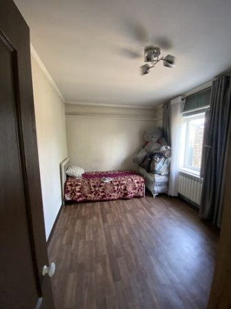 Дом, 85 м², 3 комнаты, Собственник, Старый ремонт Бишкек - сүрөт 3