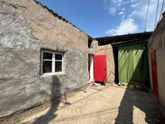 Времянка, 52 м², 3 комнаты, Риэлтор Бишкек